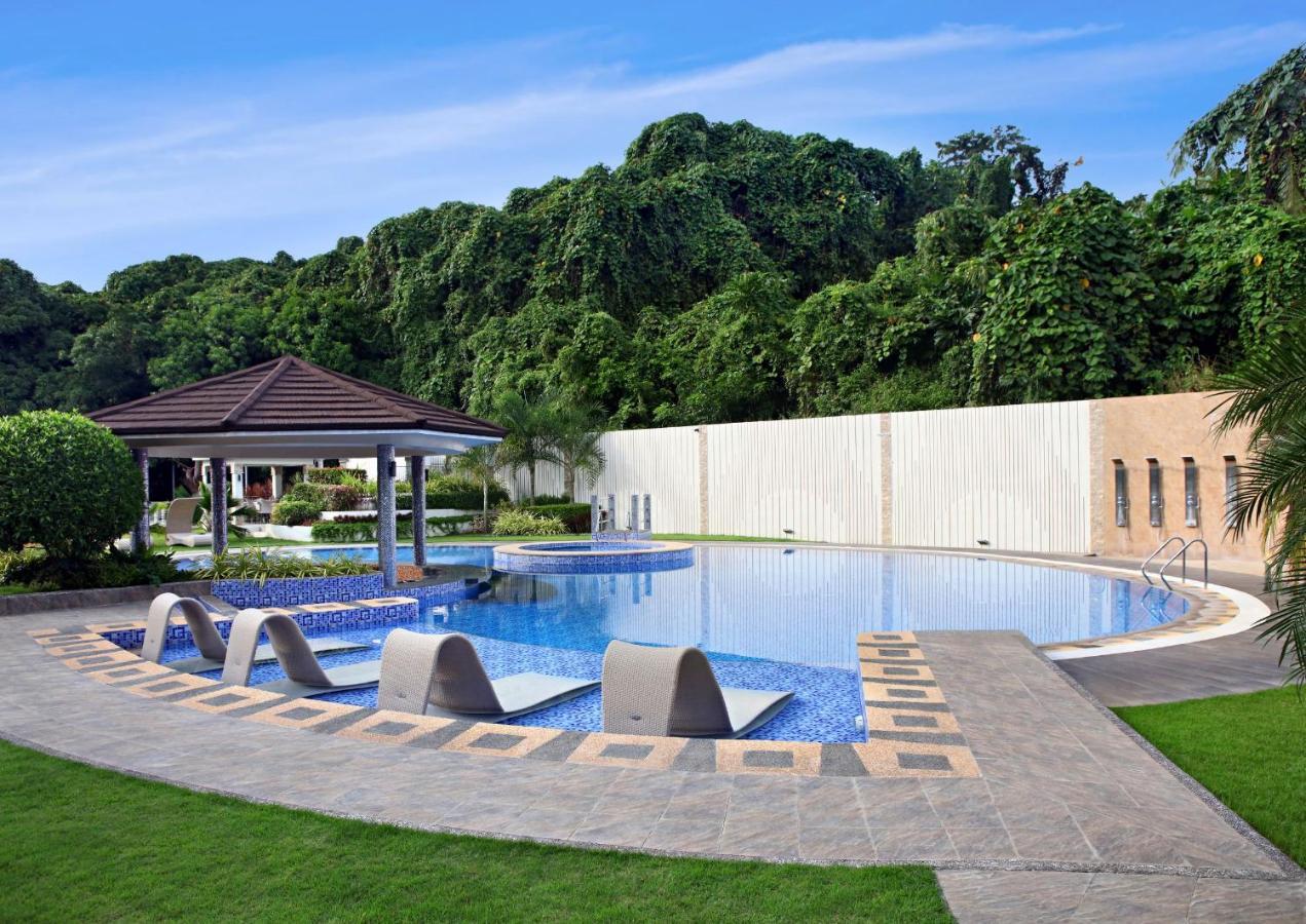 Rancho Bernardo Luxury Villas And Resort Bagac Exteriér fotografie