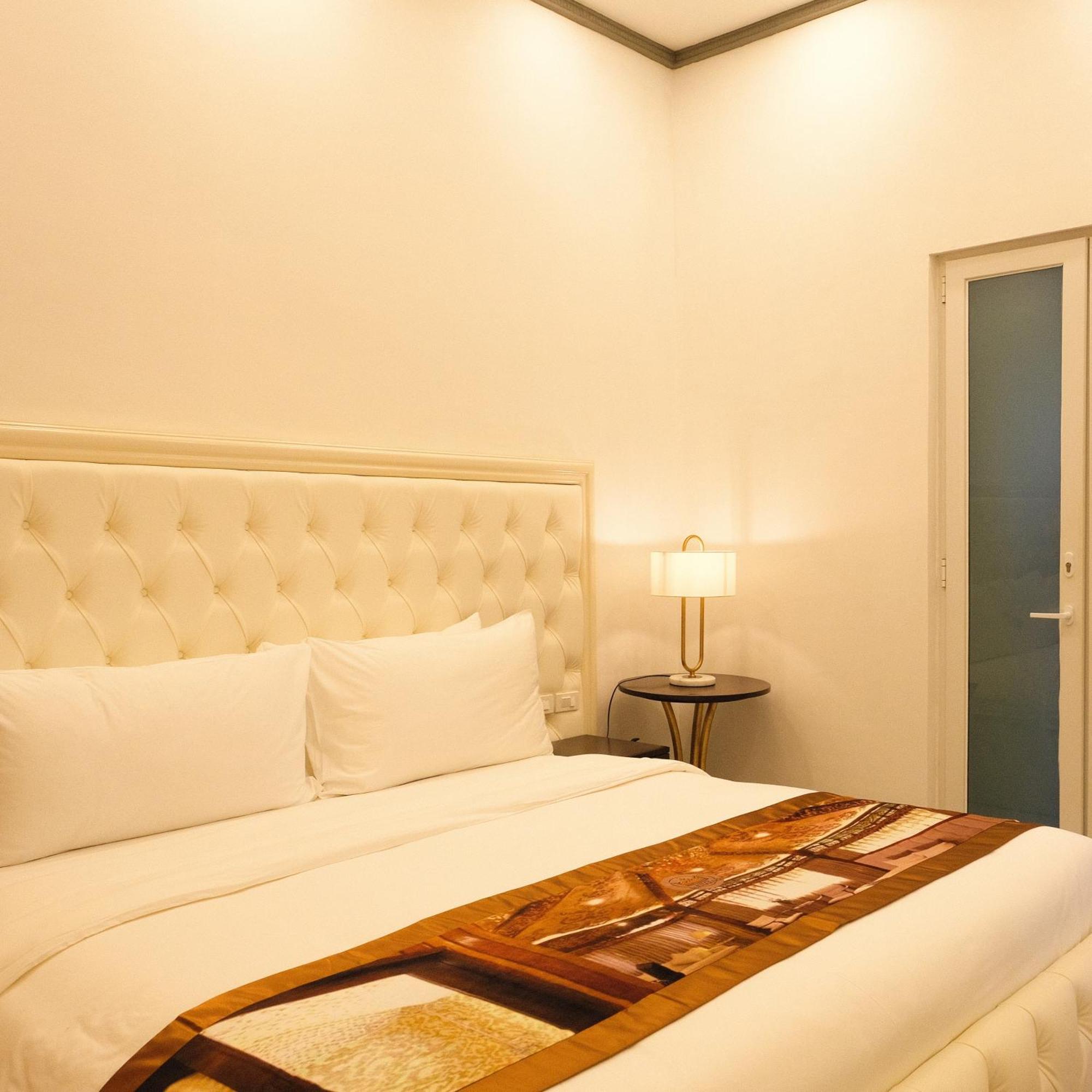 Rancho Bernardo Luxury Villas And Resort Bagac Exteriér fotografie